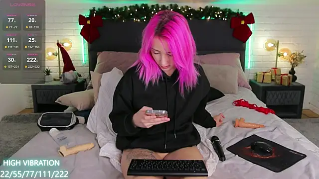 Selena Lily online show from 12.30.24