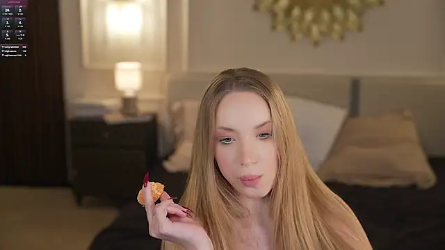 Linda054 online show from 10.22.25