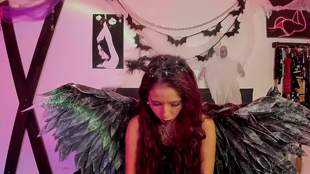 Little Naughtty online show from 10.25.25