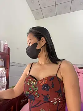    Erin    online show from 04.08.26