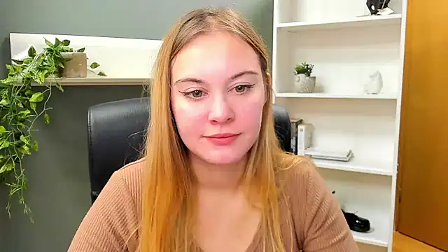 kitty valeria online show from 01.12.25