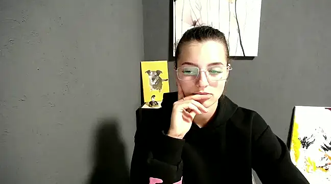 lady olivia  online show from 02.10.25