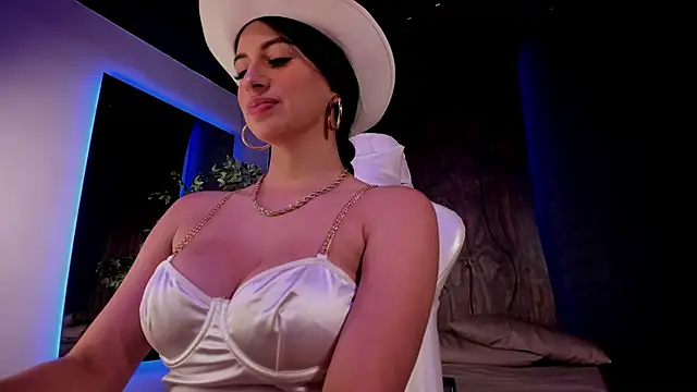 Taylor-Jonnees online show from 02.24.25