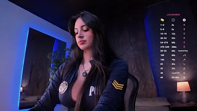 Taylor-Jonnees online show from 03.05.26