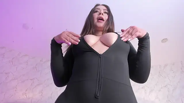 SofieReyes online show from 03.18.26