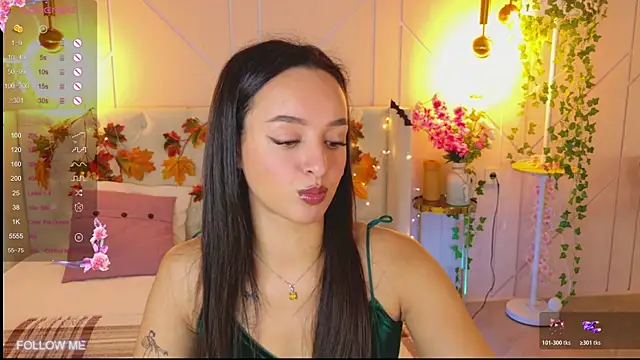 Lolly Neal online show from 11.07.25