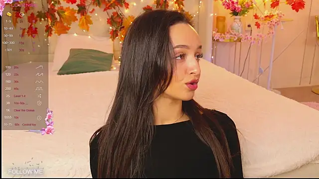 Lolly Neal online show from 11.15.25