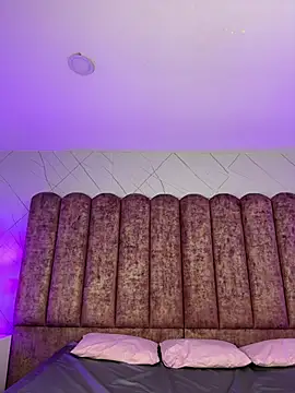 Victoria Adams14 online show from 01.10.26