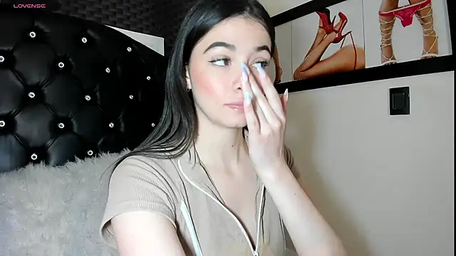 diana queen  online show from 11.19.25