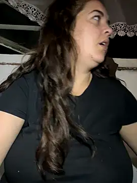 Snapshot of yzabell18 chatting on 09.30.25 yzabell18 online show from 09.30.25