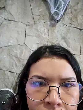 azumiichan online show from 10.29.25