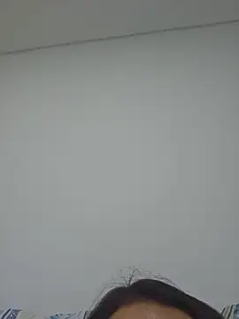Snapshot of azumiichan chatting on 06.18.26 azumiichan online show from 06.18.26