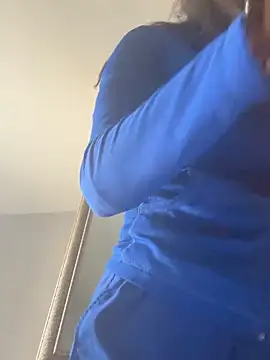 CamGirlLeanna online show from 02.08.25