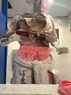 CamGirlLeanna online show from 02.13.25