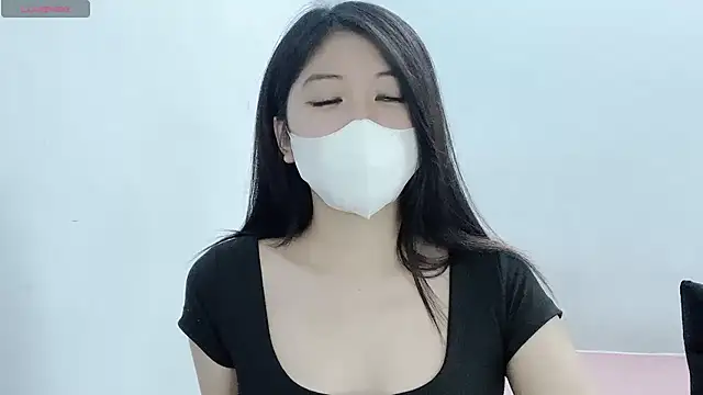 tanhxiu online show from 11.06.25