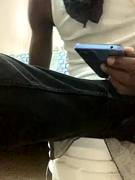 Snapshot of funpharoh1 chatting on 09.13.25 funpharoh1 online show from 09.13.25