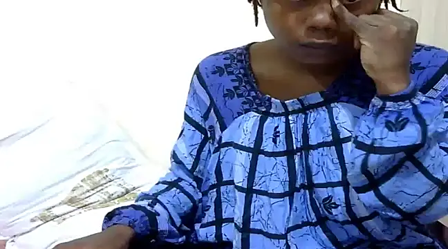 Sexy kienyeji online show from 02.04.25
