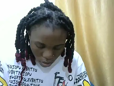 Snapshot of Ebony_jojo chatting on 09.09.25 Ebony jojo online show from 09.09.25