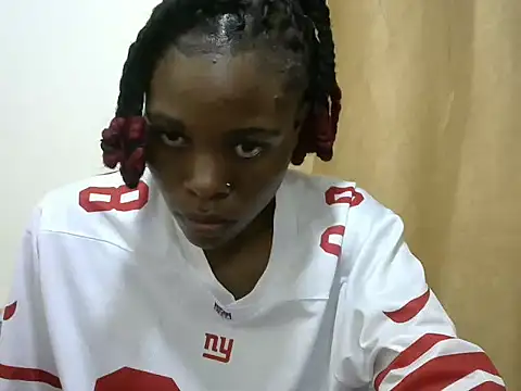 Snapshot of Ebony_jojo chatting on 09.10.25 Ebony jojo online show from 09.10.25