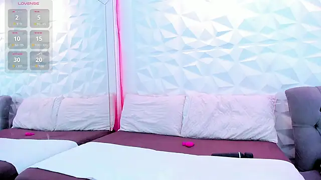 nahomi sex1 online show from 12.19.24