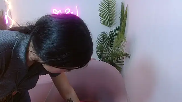 Chiara tay online show from 12.12.24