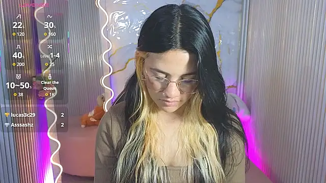 Chiara tay online show from 04.23.26