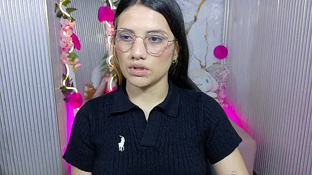 Chiara tay online show from 06.12.26