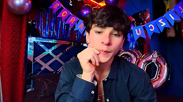 Luke Howland online show from 11.12.25