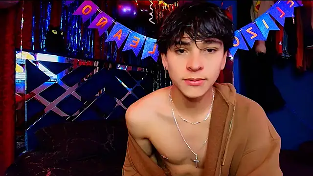 Luke Howland online show from 11.13.25