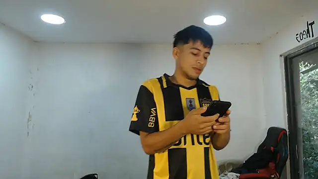 danielitopapuu online show from 10.30.25