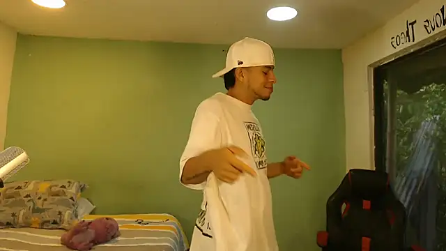 danielitopapuu online show from 05.05.26