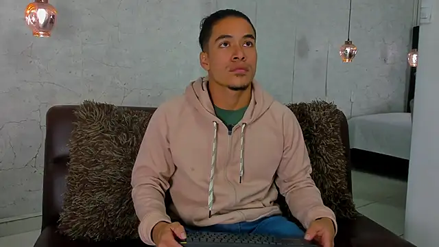 Bryson Collins  online show from 01.13.25