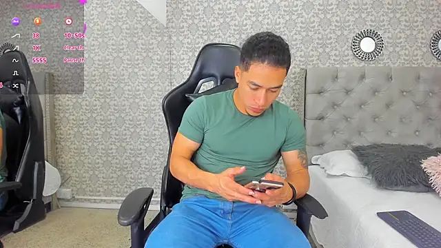 Bryson Collins  online show from 02.06.25