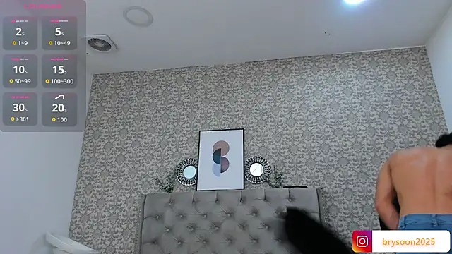 Bryson Collins  online show from 09.15.25