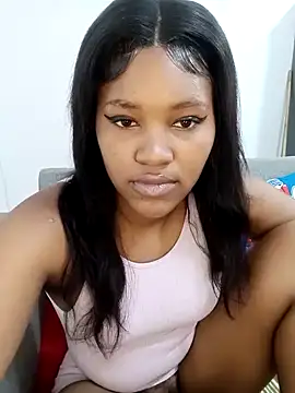 Snapshot of charmainexxx chatting on 12.29.24 charmainexxx online show from 12.29.24