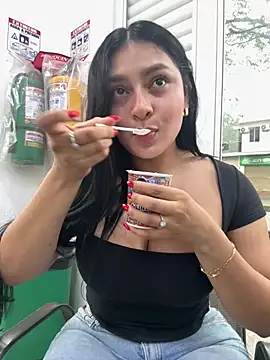 sarasoto 1 online show from 02.23.25