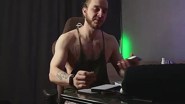 pleasure8869 online show from 01.10.25