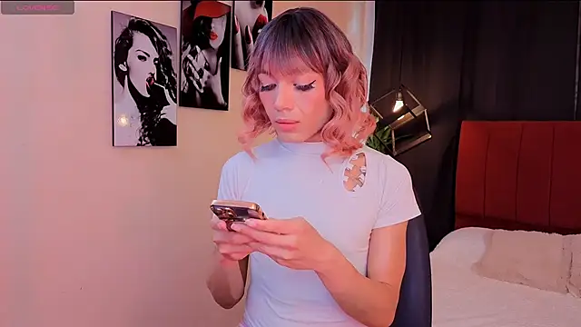 Megan Do Santos online show from 09.30.25