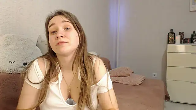 lovely hayley online show from 12.05.24