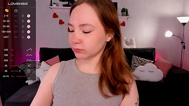 LanaBlu  online show from 09.24.25