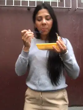 Snapshot of bellinii07 chatting on 01.11.25 bellinii07 online show from 01.11.25