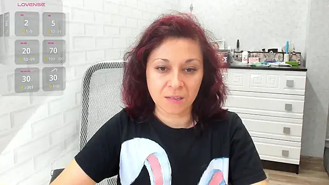 TeasyLana online show from 11.27.25