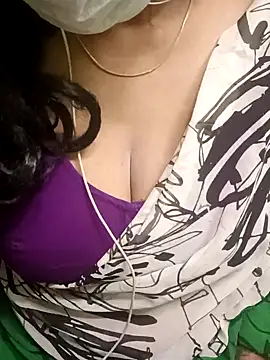 Snapshot of Aishu-tamil09 chatting on 01.25.25 Aishu-tamil09 online show from 01.25.25