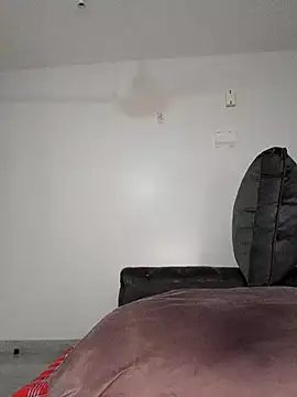 korah01 online show from 02.20.25