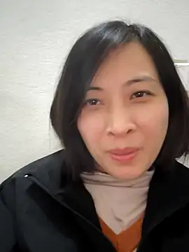 Snapshot of Sweets24 chatting on 12.15.24 Sweets24 online show from 12.15.24