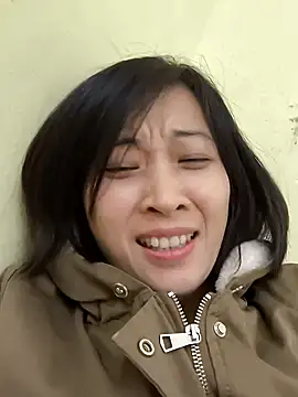 Snapshot of Sweets24 chatting on 12.16.24 Sweets24 online show from 12.16.24