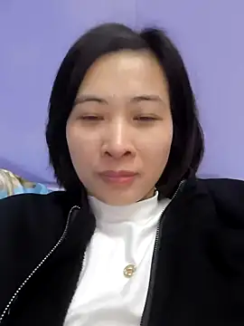 Snapshot of Sweets24 chatting on 01.14.25 Sweets24 online show from 01.14.25