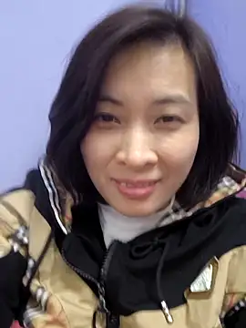 Snapshot of Sweets24 chatting on 02.19.25 Sweets24 online show from 02.19.25