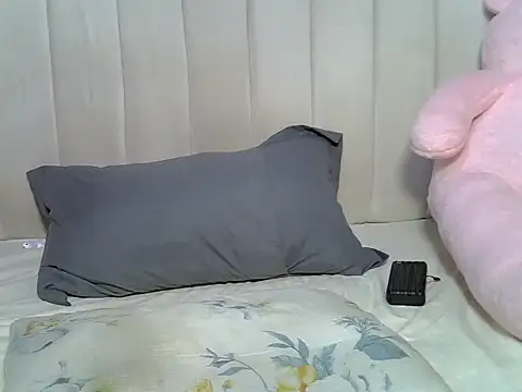 Queen loveer online show from 11.10.25