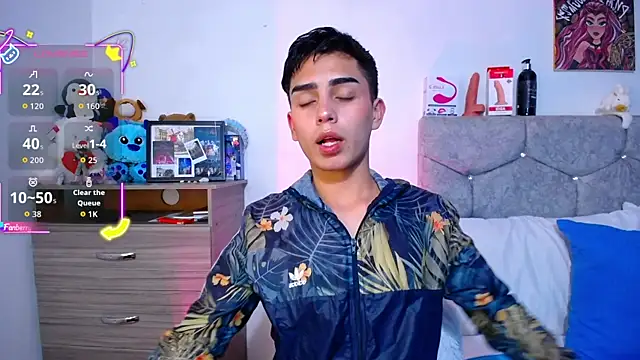 OwenBluee online show from 11.13.25